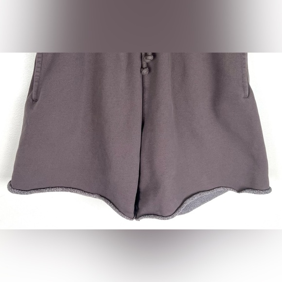 Aritzia TNA Cozy Fleece Boyfriend Sweat Shorts - Picture 4 of 14